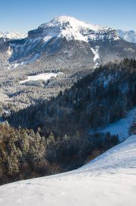 Dec 28, 2007 • Winter photographies of mountain ranges surrounding Grenoble